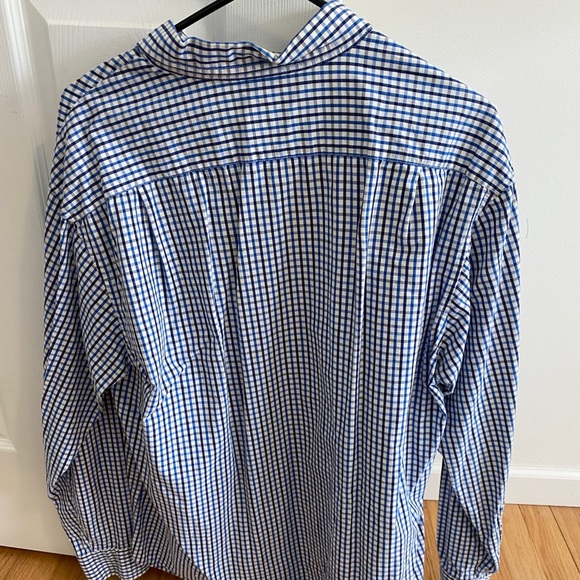 IZOD button down shirt size large - Picture 2 of 3